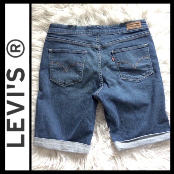 Levi’s Rolled Cuff Denim Bermuda Shorts - Picture 4 of 6
